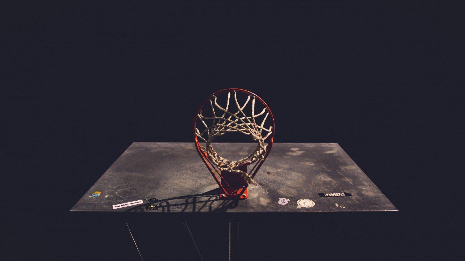 传奇谢幕，足球巨星李明荣耀退役仪式感动全场